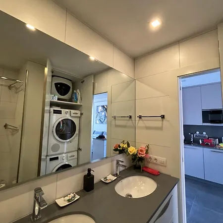 Loris Playa Ingles 50mt From Yumbo By Luca Gran Canaria Apartament *